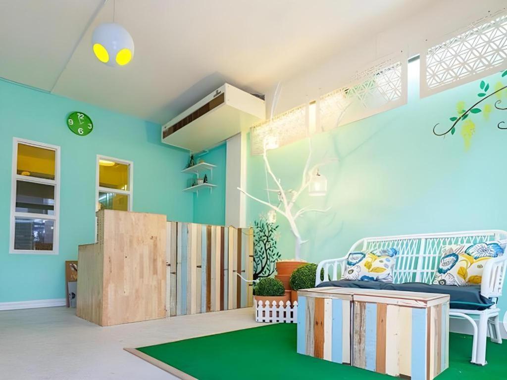 Kamin Bird Hostel Bangkok Buitenkant foto