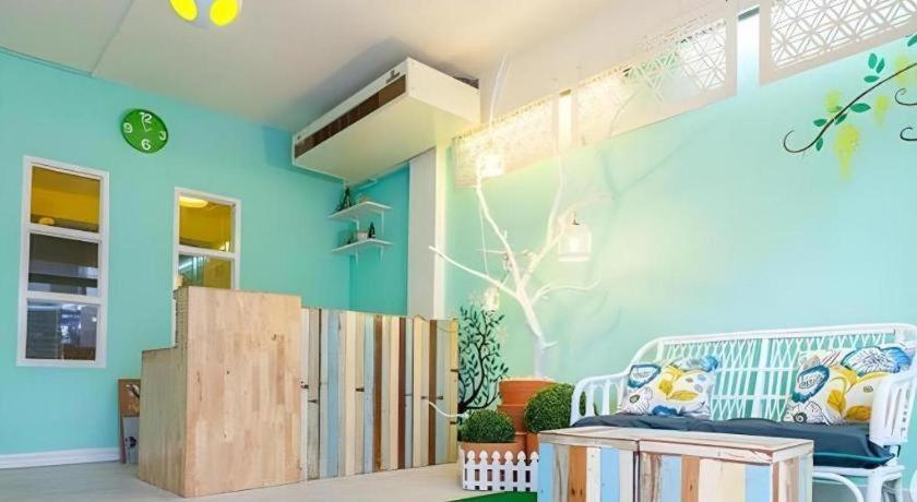Kamin Bird Hostel Bangkok Buitenkant foto