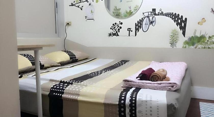 Kamin Bird Hostel Bangkok Buitenkant foto